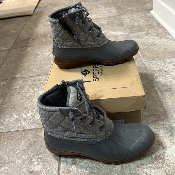 Sperry Duck Boots - Picture 4 of 6